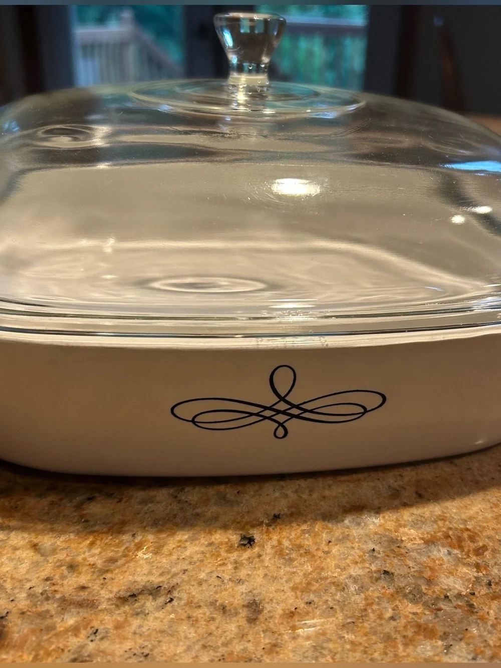 Corningware “Blue Trefoil” 10” Casserole Baker w/Pyrex Lid P-12-C 2.5Qt